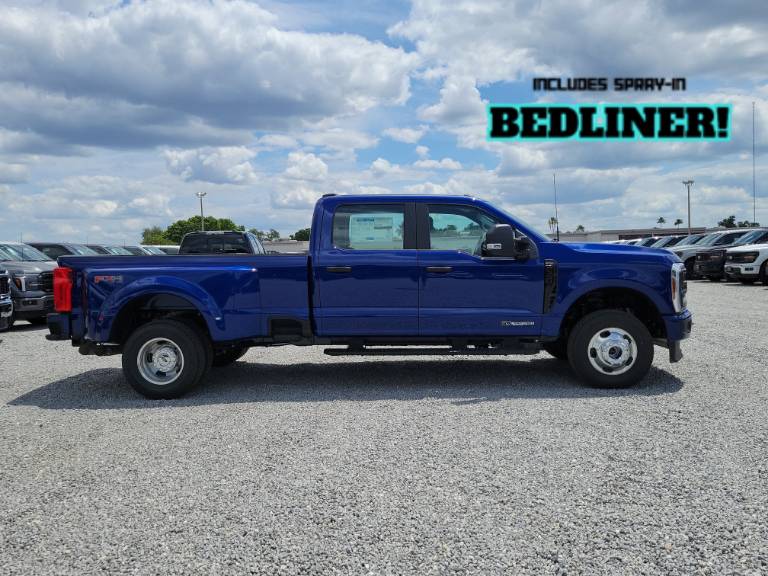 2026 Ford Super Duty F-350 DRW XL