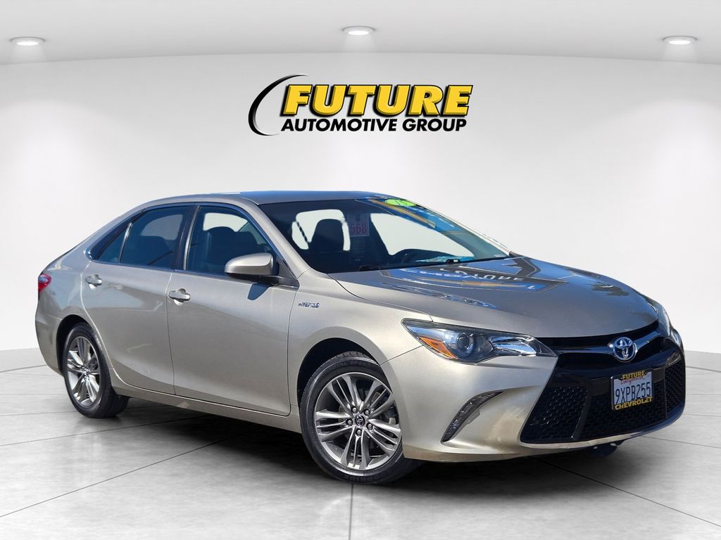 2015 Toyota Camry Hybrid SE