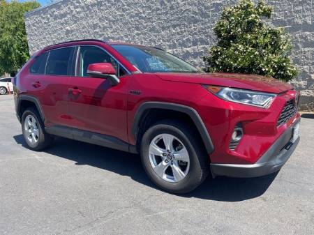 2019 Toyota RAV4 Hybrid XLE