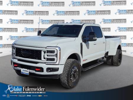 2025 Ford F-450SD Platinum