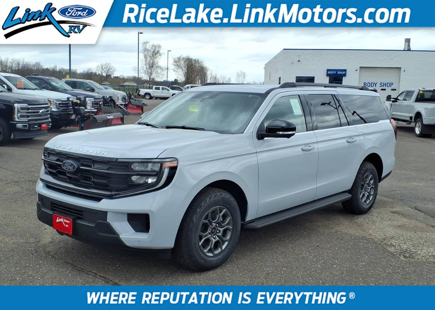 2026 Ford Expedition Active MAX 4x4's photo