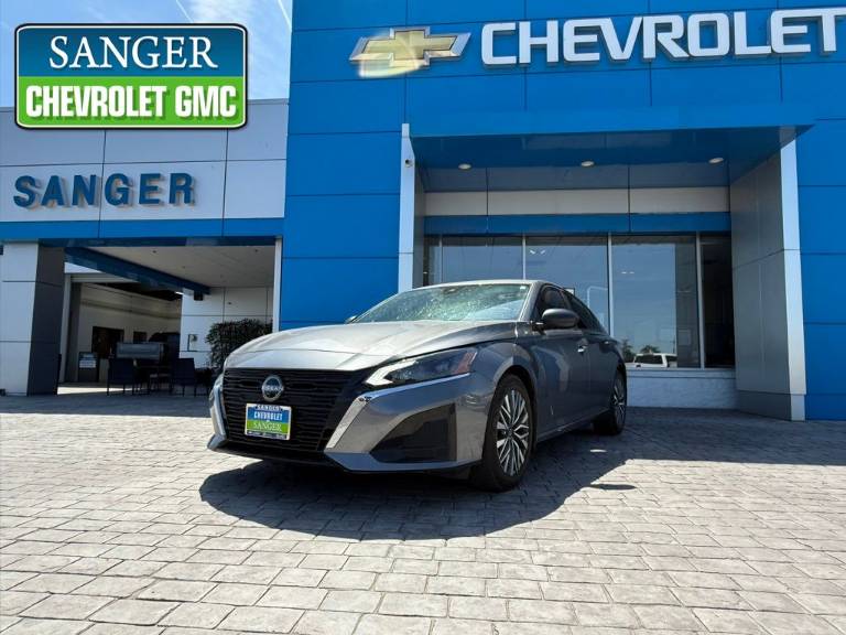 2024 Nissan Altima 2.5 SV