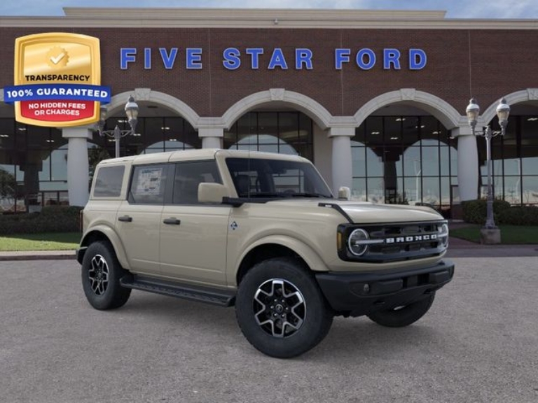 2026 Ford Bronco Outer Banks