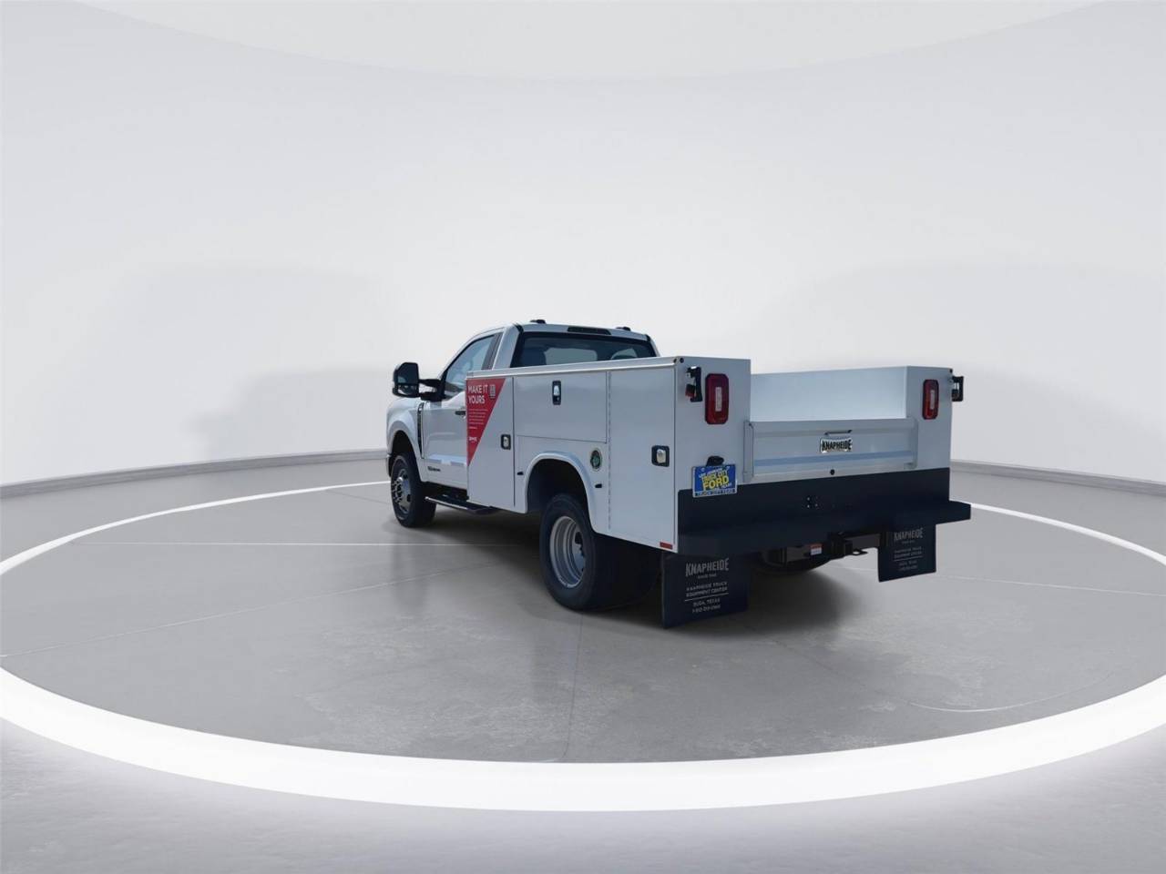 2025 Ford F-350 Super Duty Chassis Cab XL - Photo 6