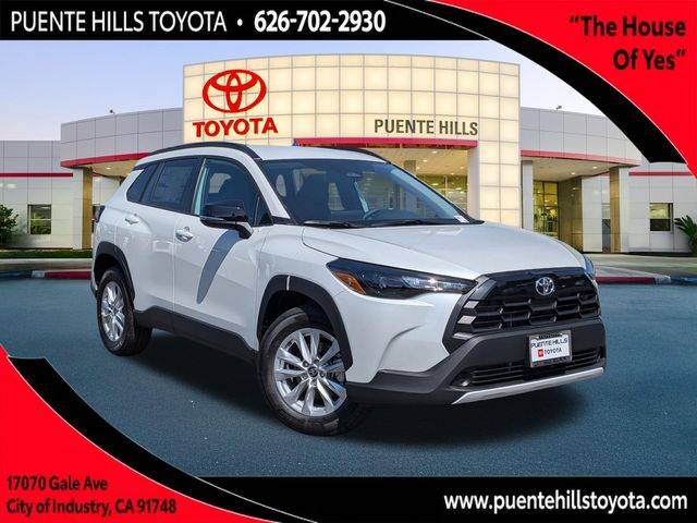 2026 Toyota Corolla Cross LE