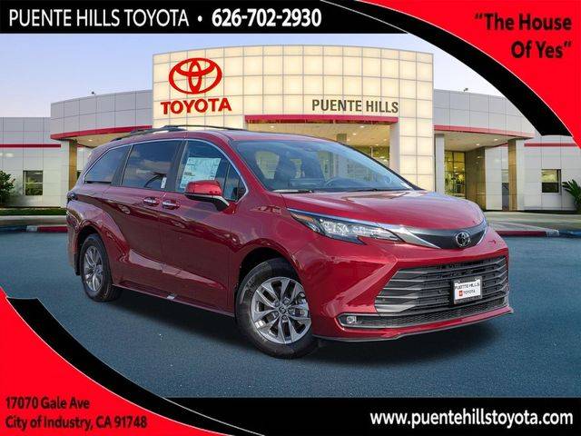 2026 Toyota Sienna XLE