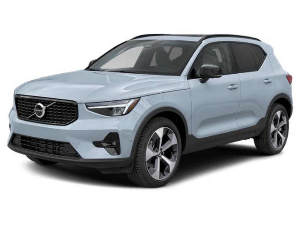 2026 Volvo XC40 B5 Plus Dark