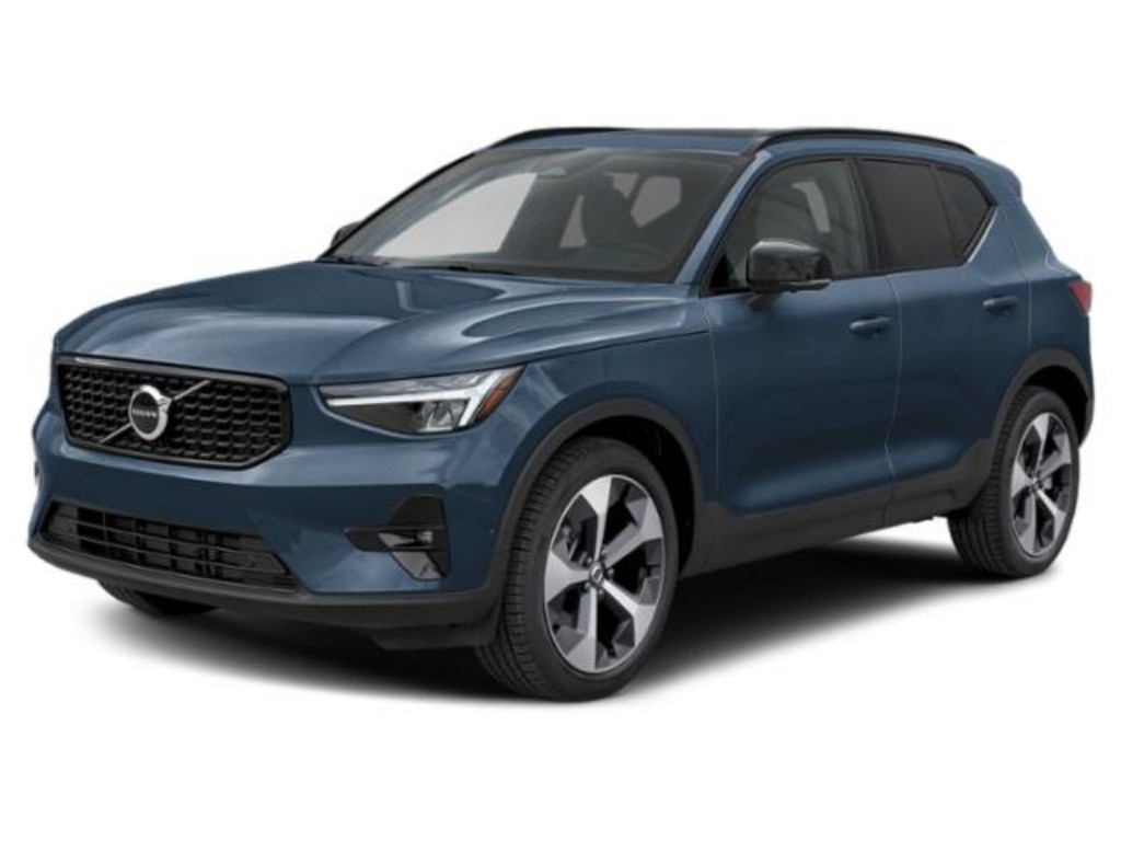 2026 Volvo XC40 B5 Plus Dark
