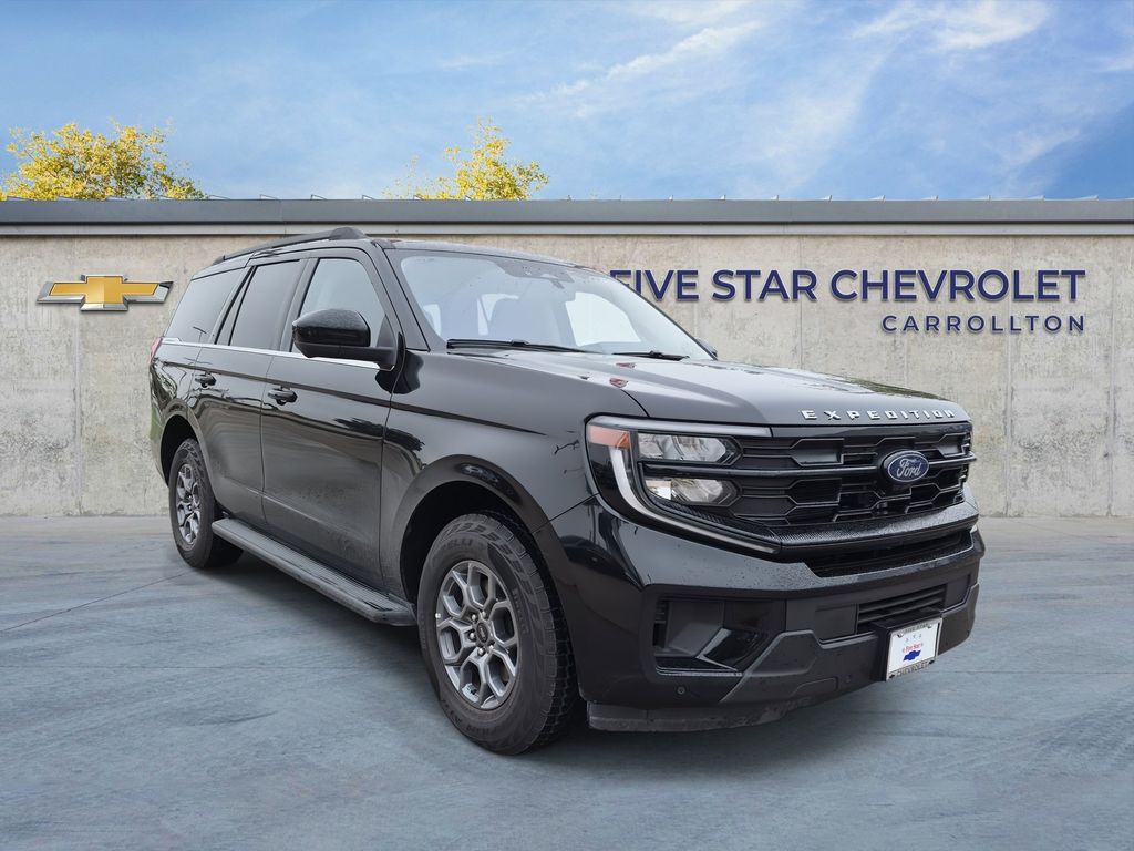 Used 2025 Ford Expedition Active