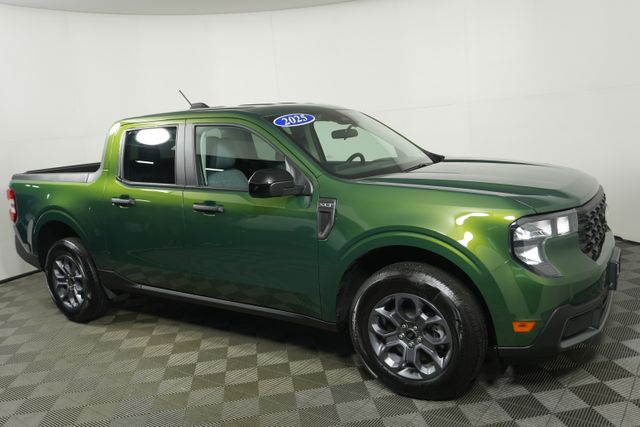 Certified 2025 Ford Maverick XLT with VIN 3FTTW8JA8SRA94522 for sale in Kansas City