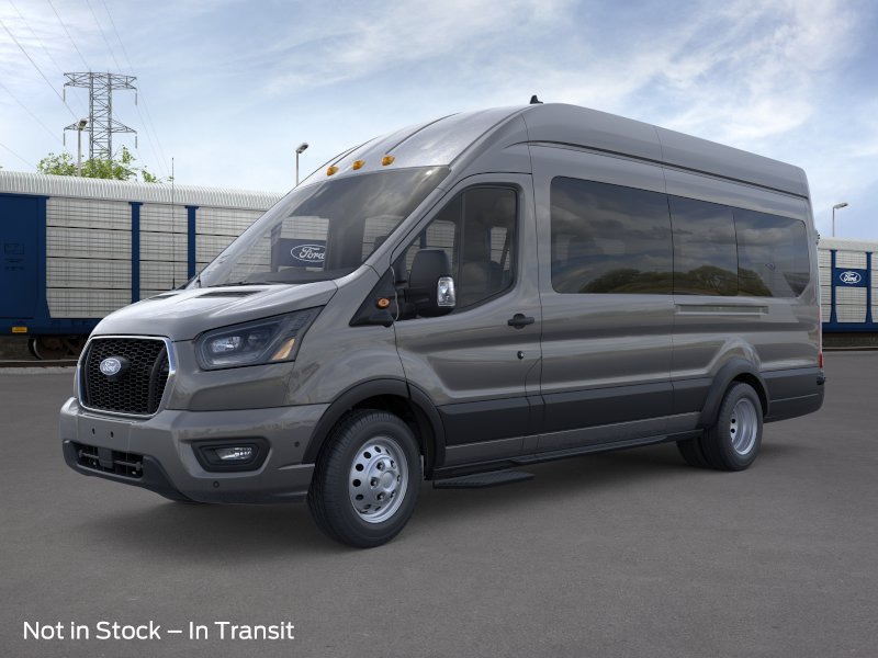 2026 Ford Transit Passenger Wagon XLT