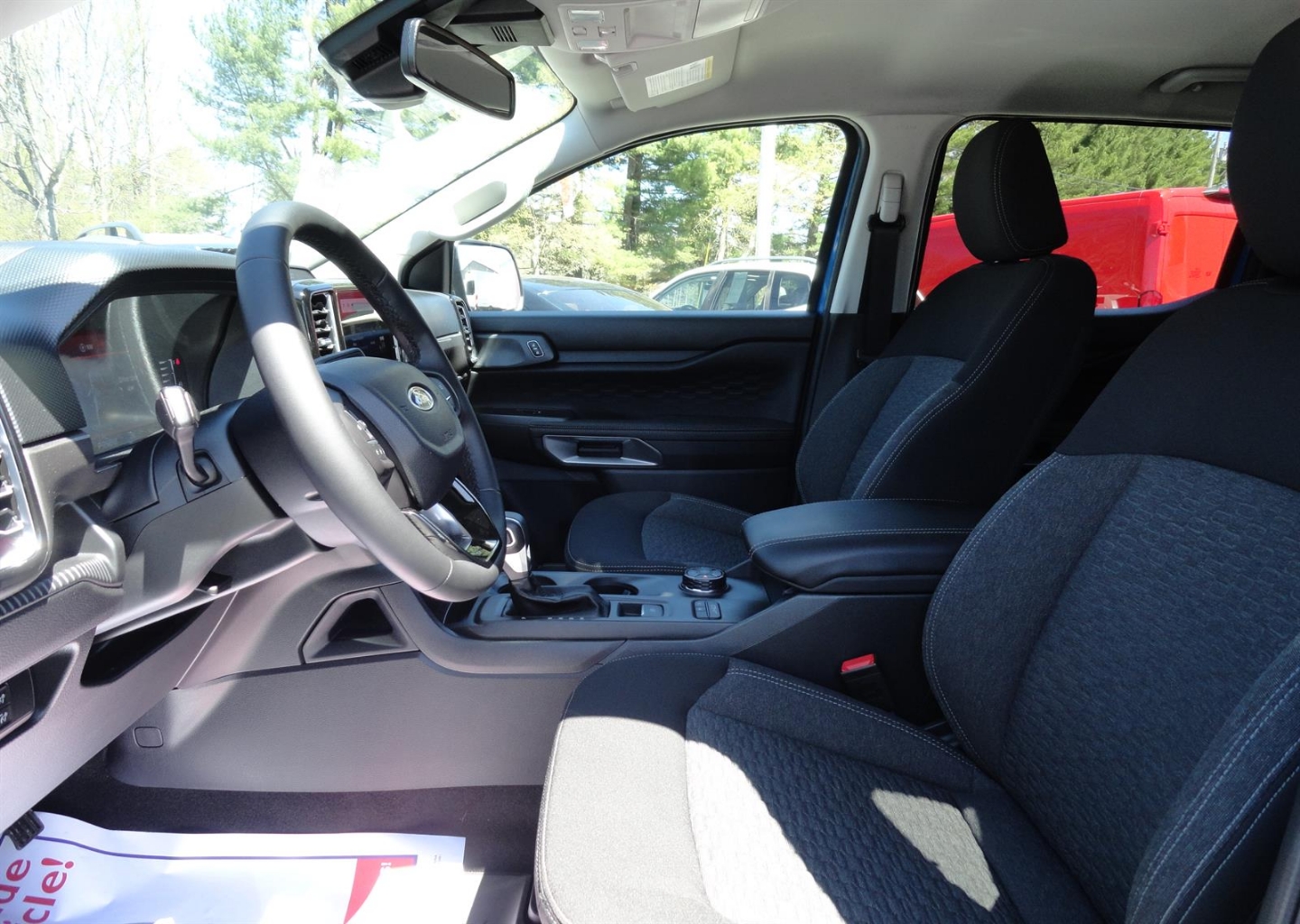 2025 Ford Ranger XLT - Photo 13