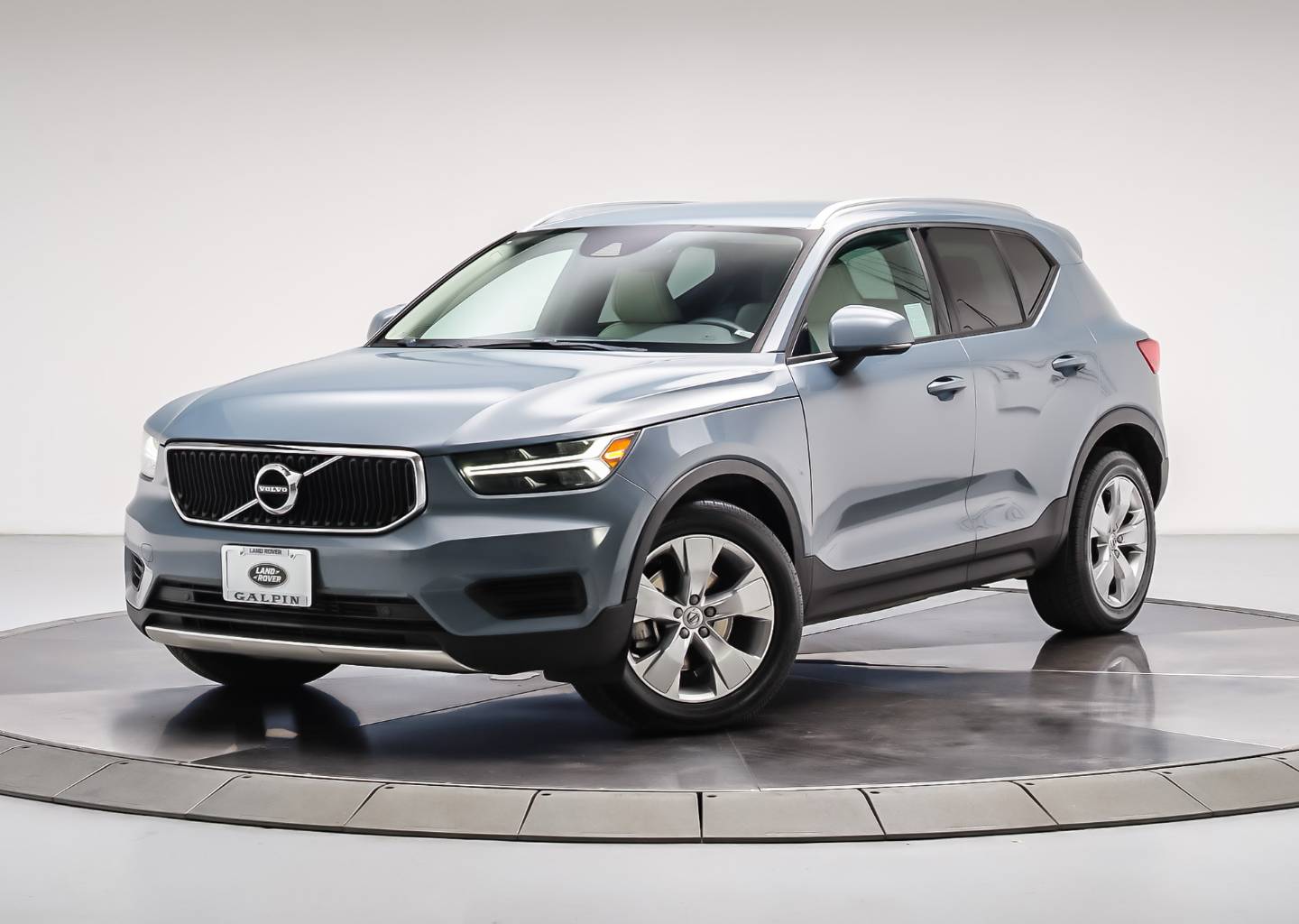 2020 Volvo XC40