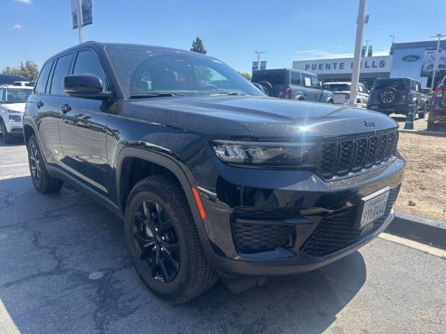 2025 Jeep Grand Cherokee Altitude