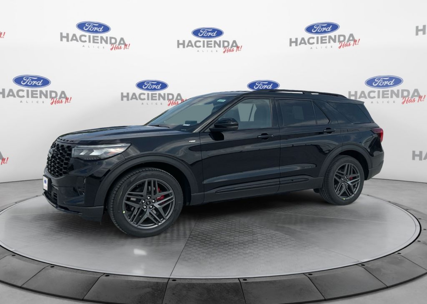 2026 Ford Explorer ST-LINE RWD's photo