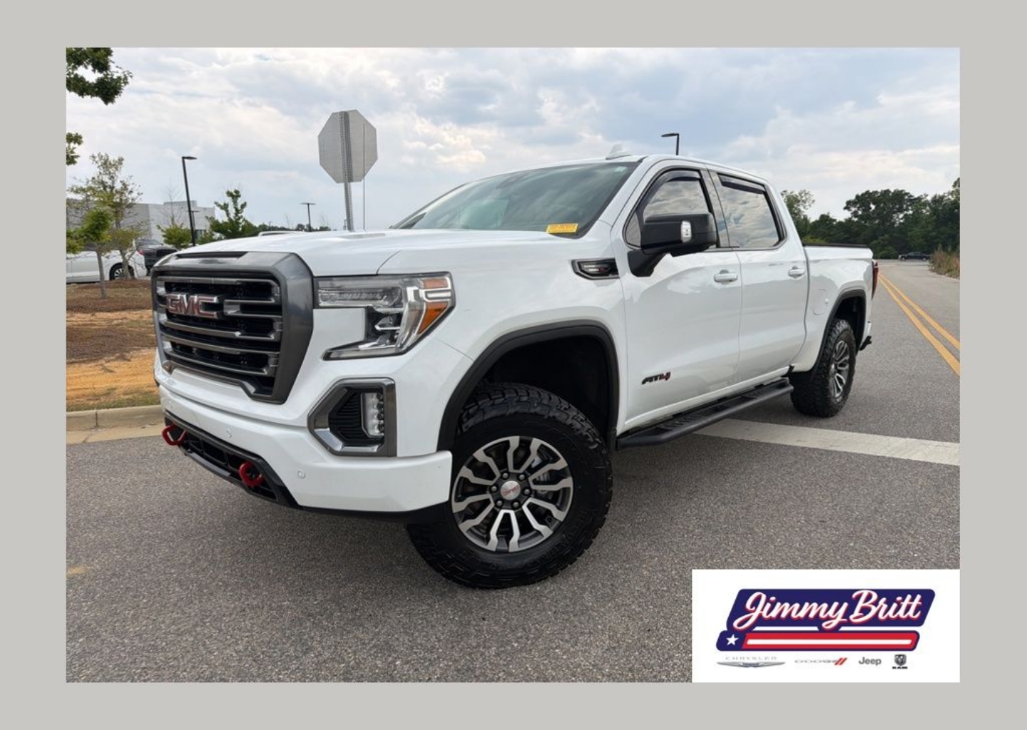 2021 GMC Sierra 4WD Crew Cab Short Box AT4's photo