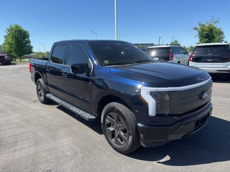 2024 Ford F-150 Lightning LARIAT