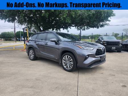 2022 Toyota Highlander Hybrid Platinum