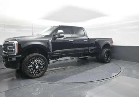 2023 Ford Super Duty F-350 DRW Platinum