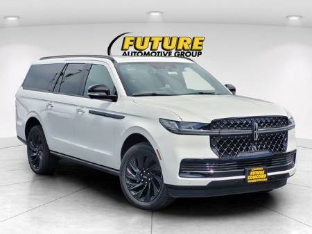 2026 Lincoln Navigator L Reserve