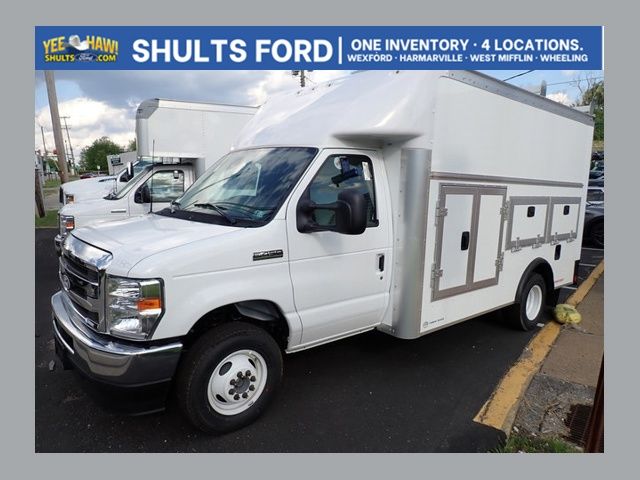 New 2027 Ford E-450SD Base