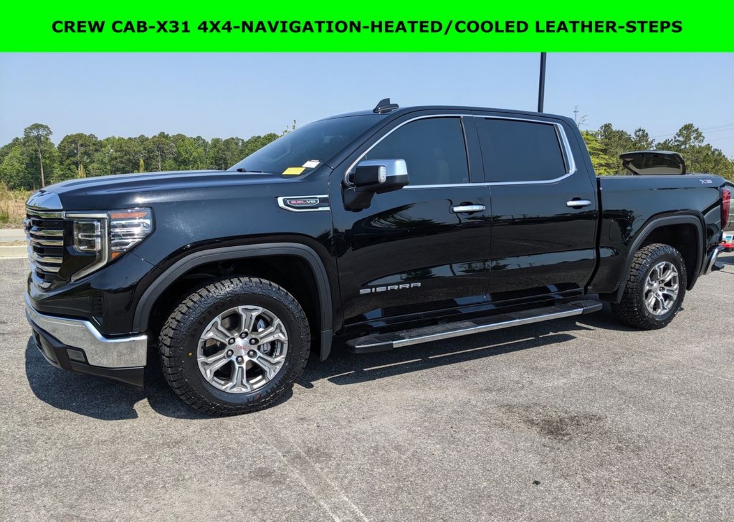 2022 GMC Sierra 4WD Crew Cab Short Box SLT's photo