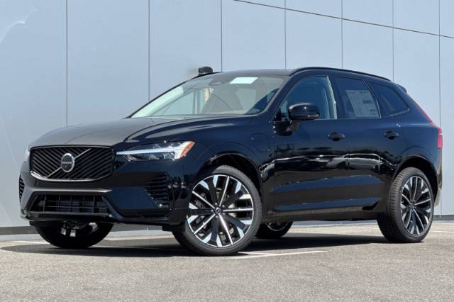 2026 Volvo XC60 Plug-In Hybrid T8 Ultra