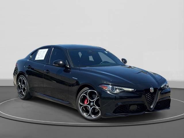 2023 Alfa Romeo Giulia Veloce