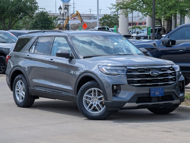 2026 Ford Explorer Active w/200A Pkg
