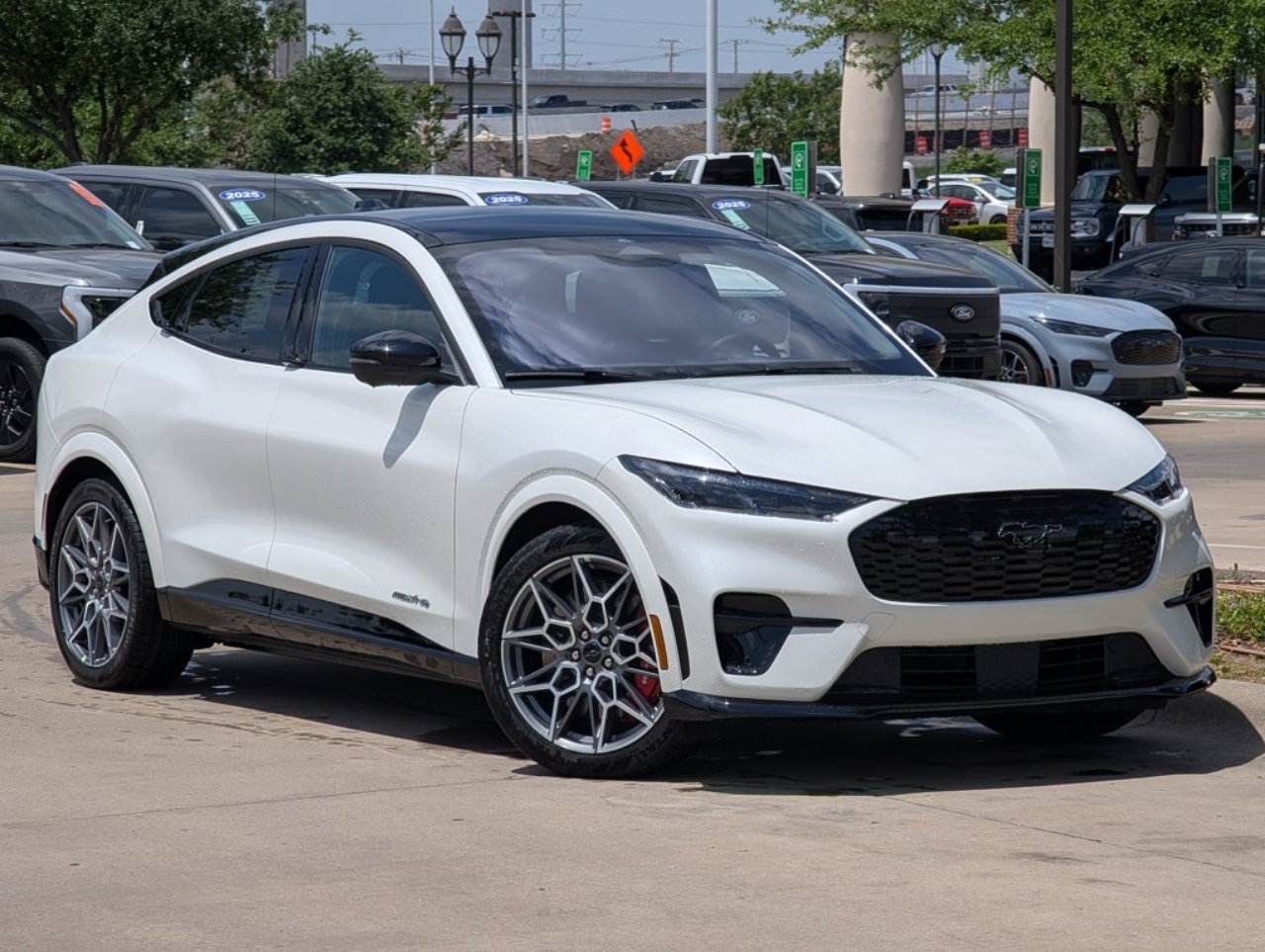 2026 Ford Mustang-Mach-e GT's photo