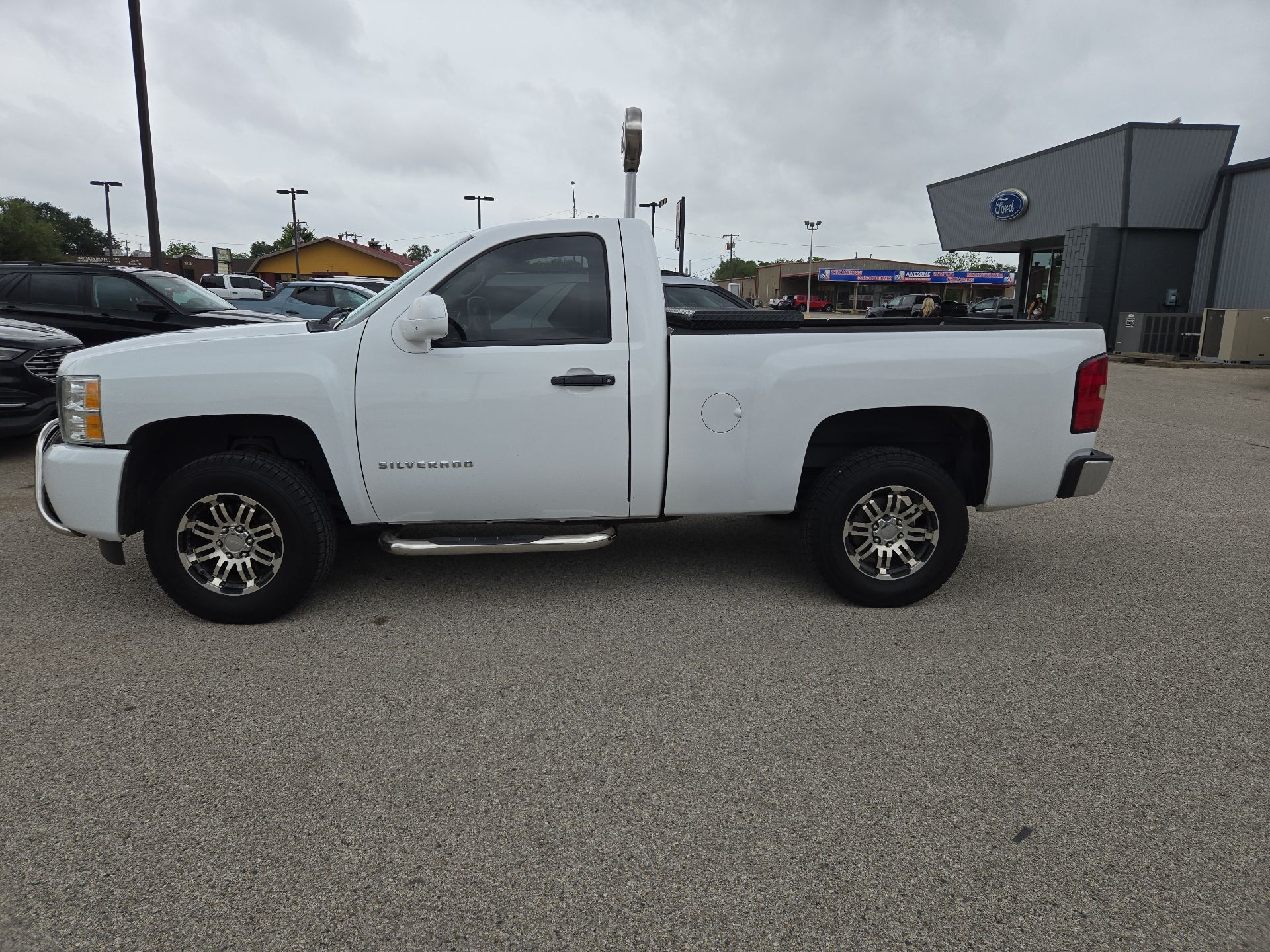 Used 2011 Chevrolet Silverado 1500 Work Truck with VIN 1GCNCPEX1BZ185220 for sale in Texas City, TX