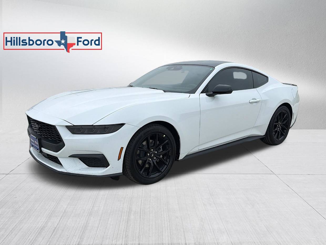 2026 Ford Mustang EcoBoost Fastback's photo
