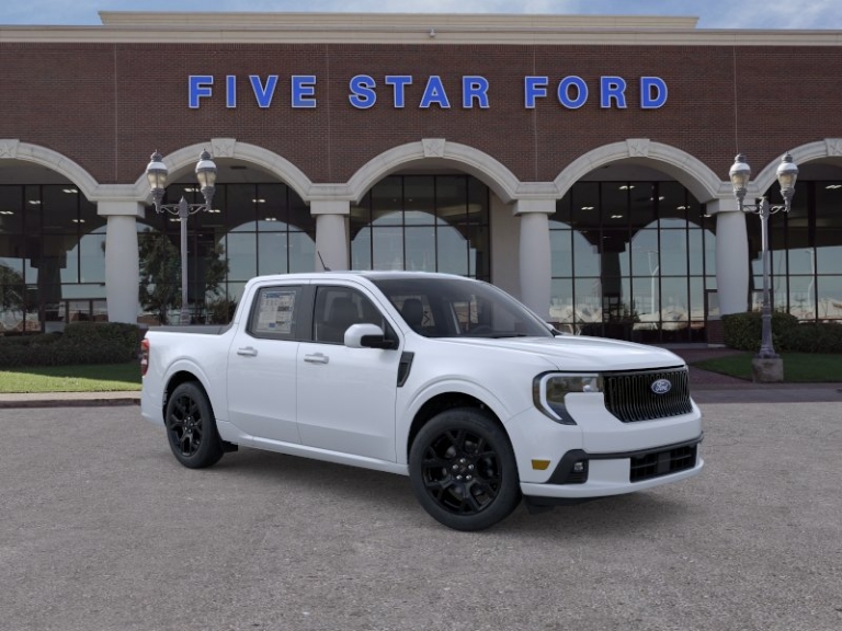 2026 Ford Maverick Lobo Standard