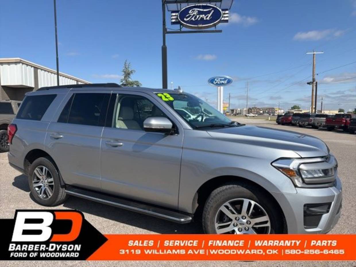 2023 Ford Expedition XLT's photo