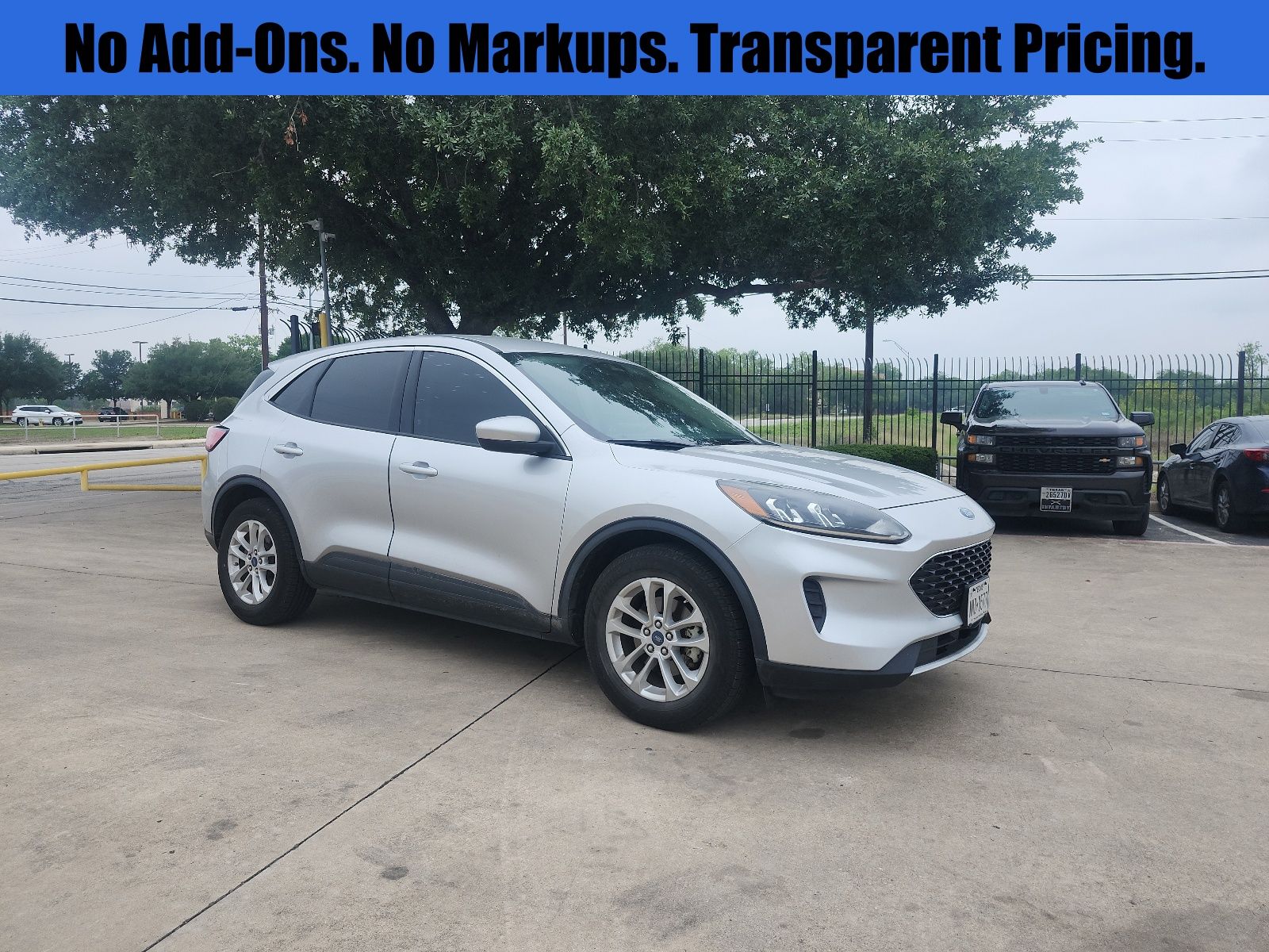2020 Ford Escape SE