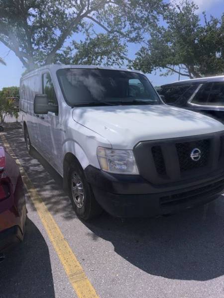 2014 Nissan NV2500 HD S
