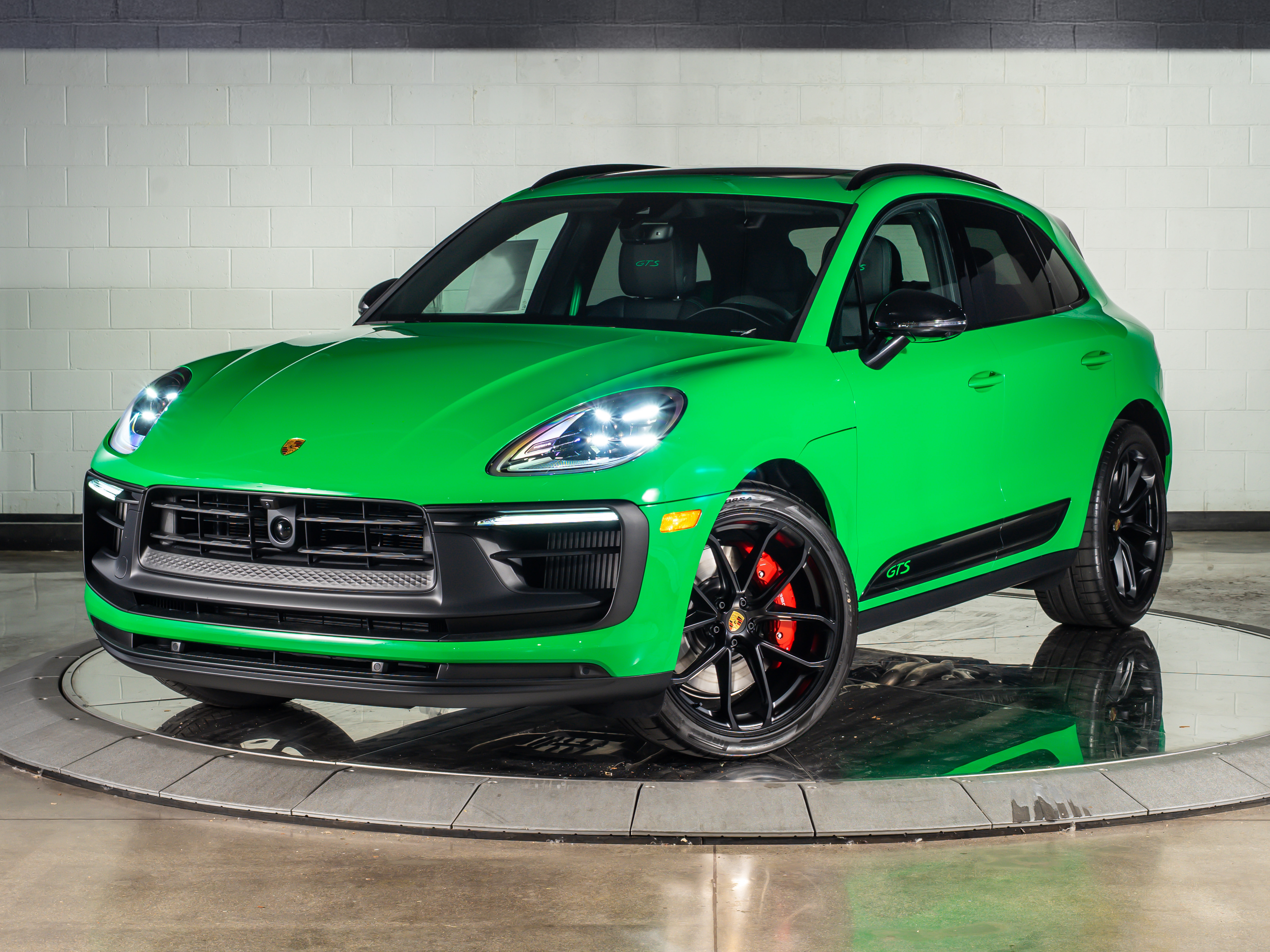 New 2026 Porsche Macan GTS