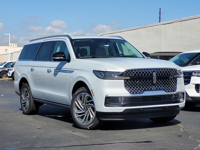 New 2026 Lincoln Navigator L Reserve