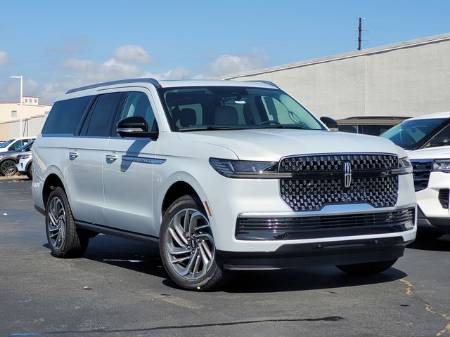 2026 Lincoln Navigator L Reserve