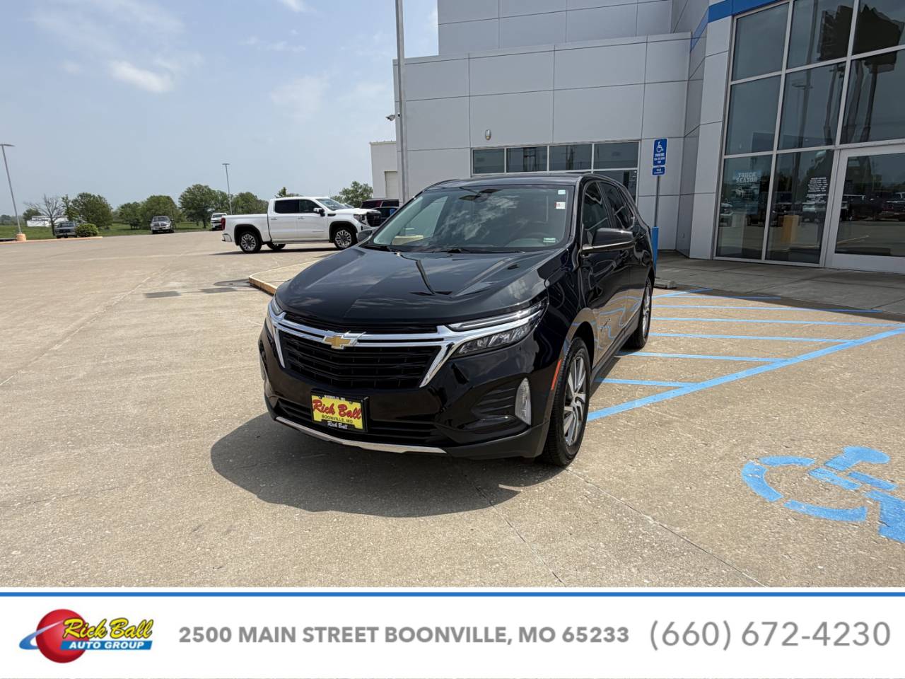 Used 2022 Chevrolet Equinox LT with VIN 3GNAXKEV3NL299890 for sale in Kansas City