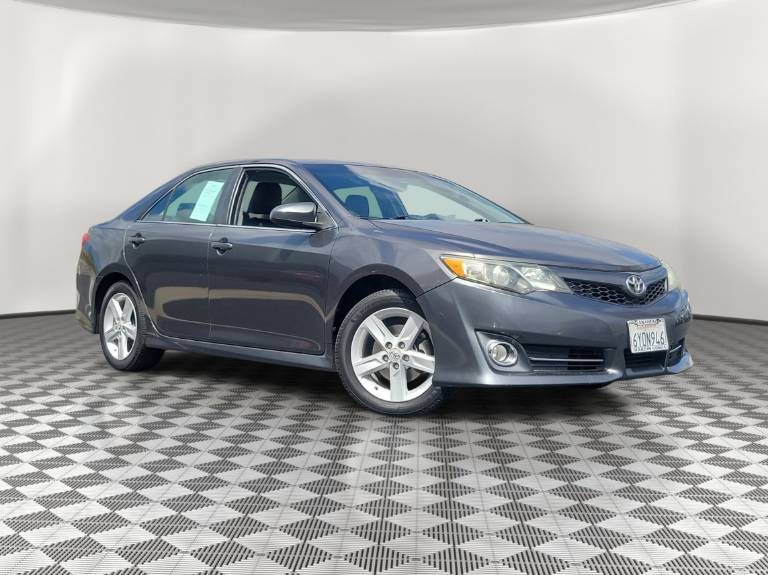 2012 Toyota Camry SE