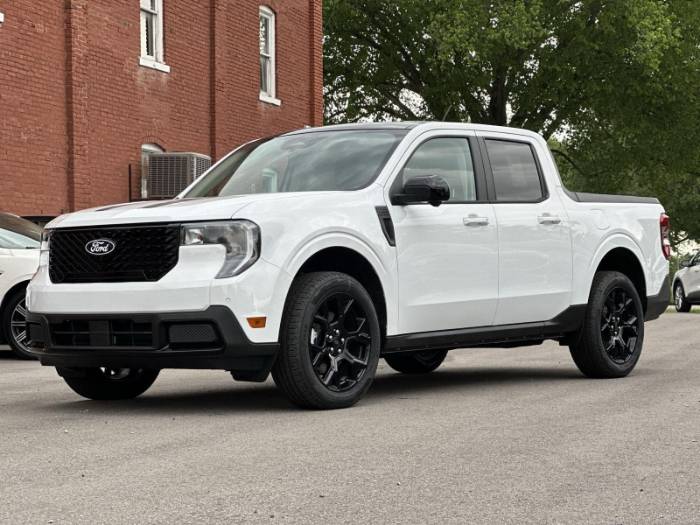 2026 Ford Maverick LARIAT