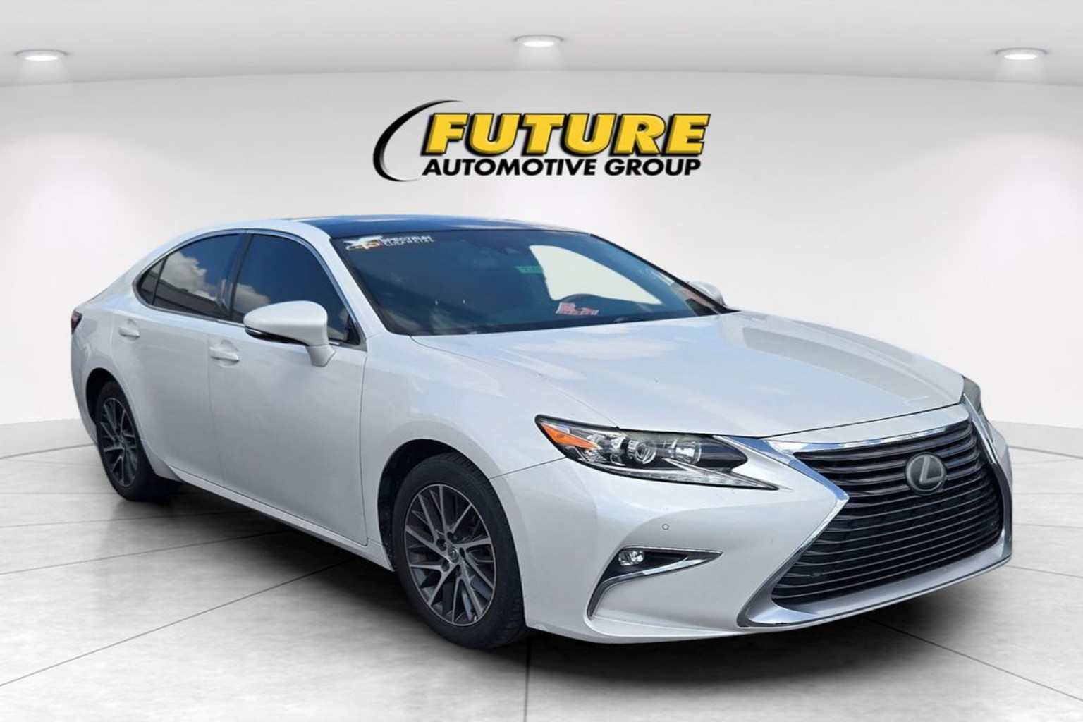 2016 Lexus ES