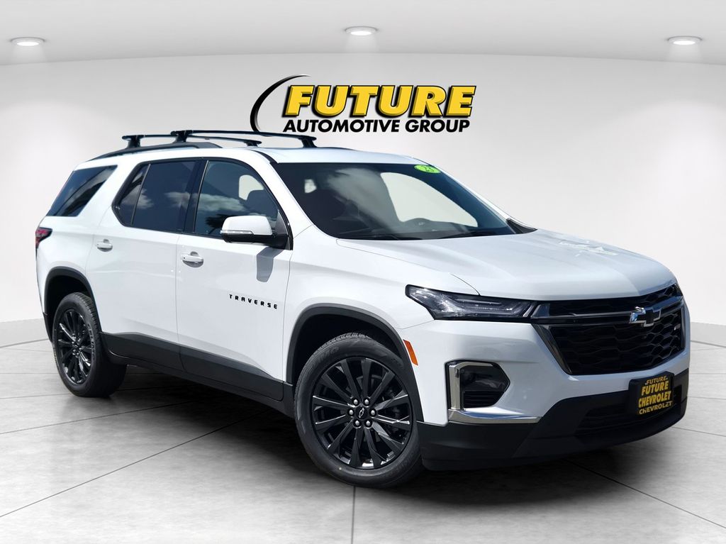 2023 Chevrolet Traverse RS
