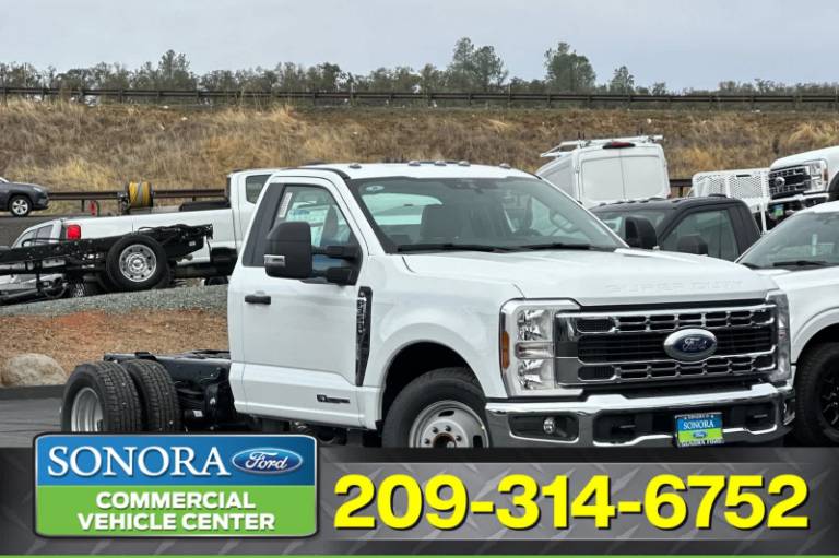 2026 Ford Super Duty F-350 DRW XL