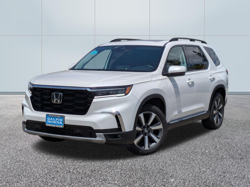 2025 Honda Pilot Touring