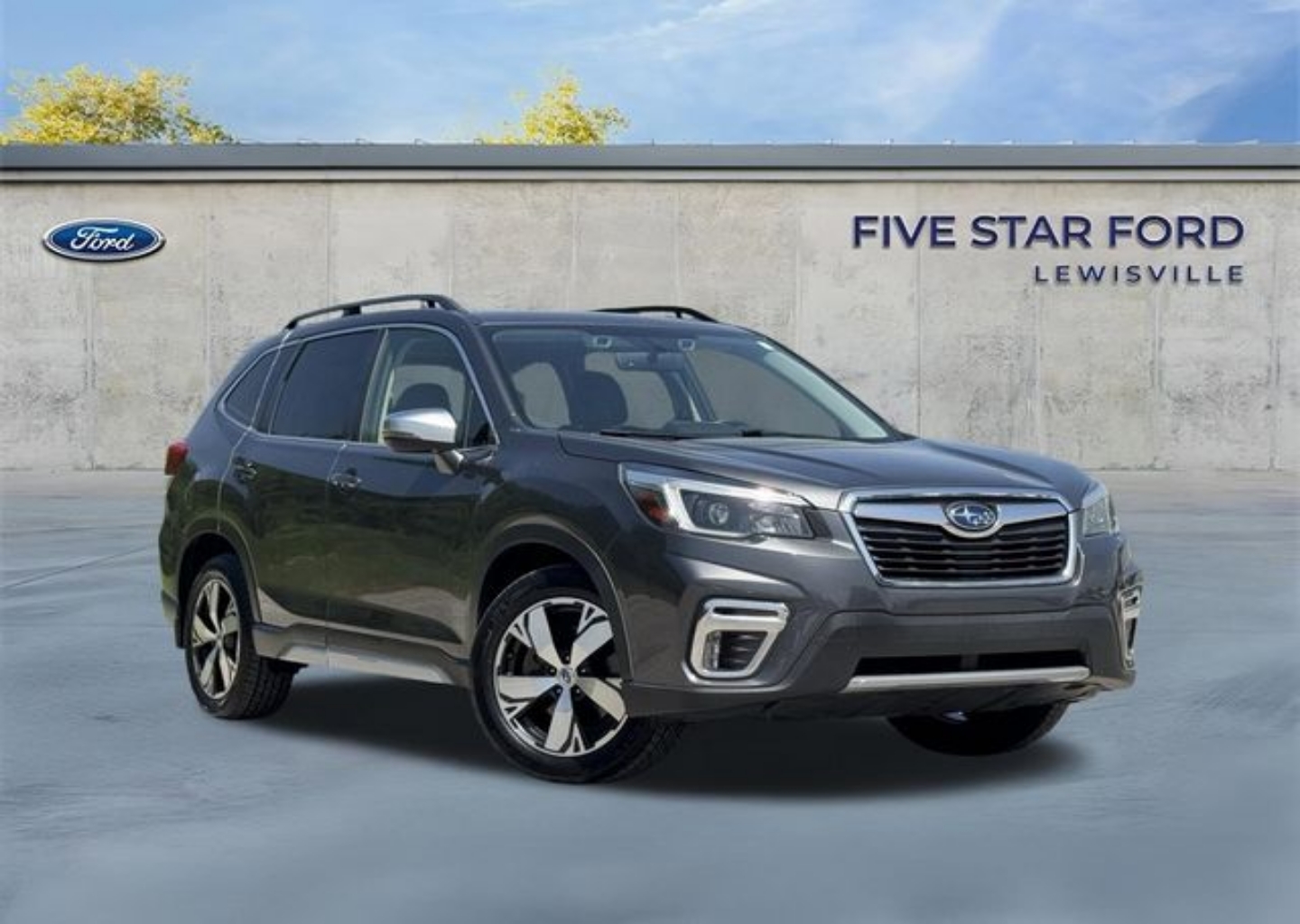 2021 Subaru Forester Touring's photo