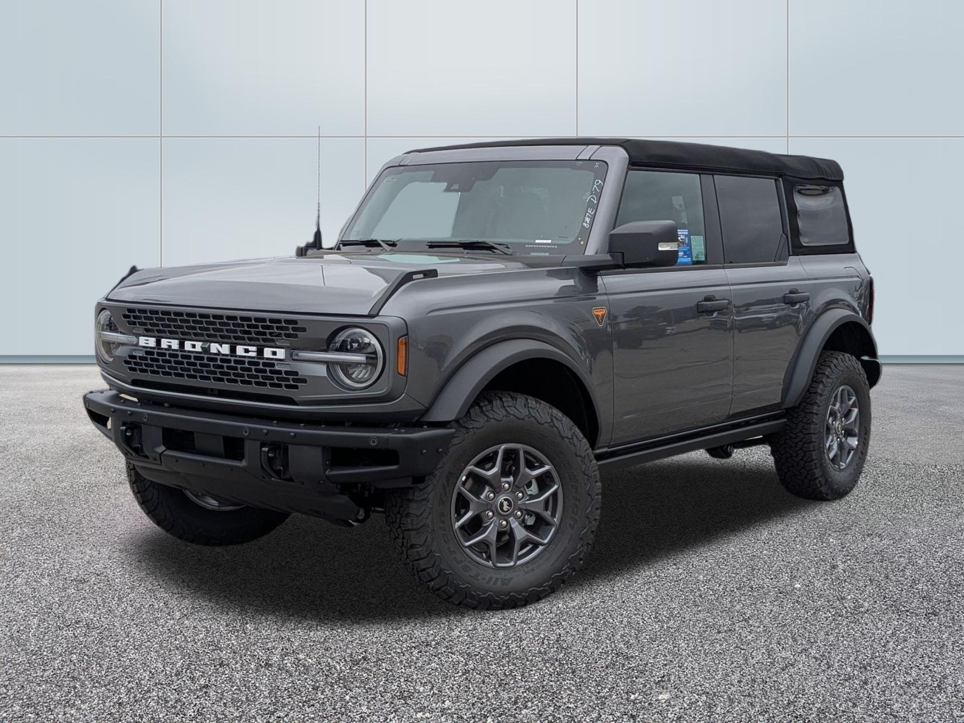 2025 Ford Bronco Badlands 4x4's photo