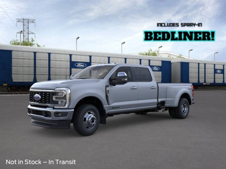 2026 Ford Super Duty F-350 DRW LARIAT