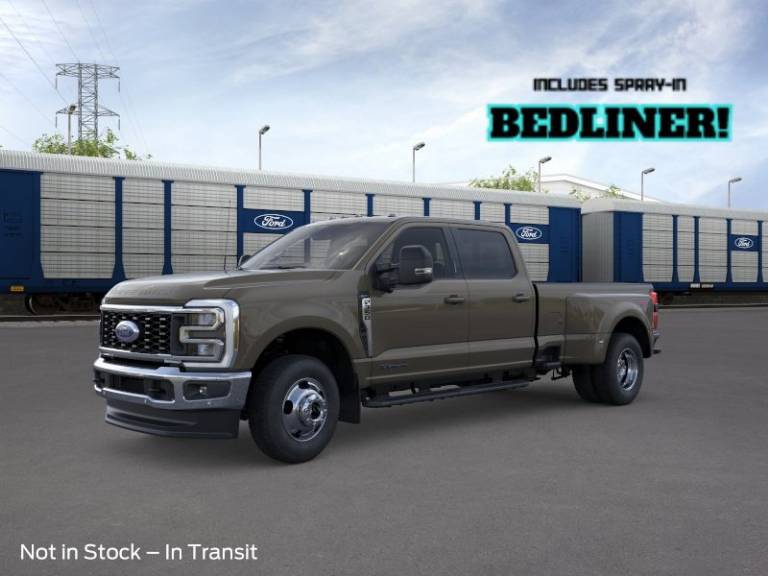 2026 Ford Super Duty F-350 DRW LARIAT